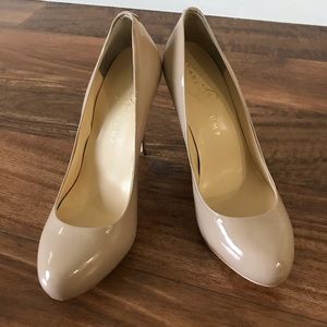 NWOB Ivanka Trump Nude Patent Pumps